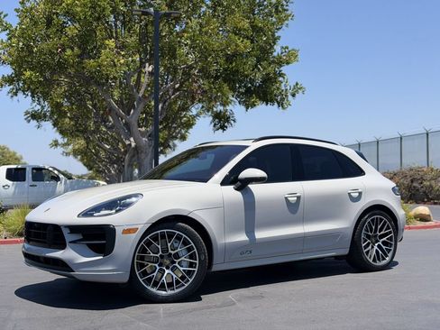 Used 2020 Porsche Macan GTS AWD/4WD image 4