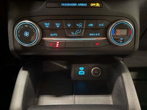 Used 2020 Ford Escape SE AWD/4WD image 22
