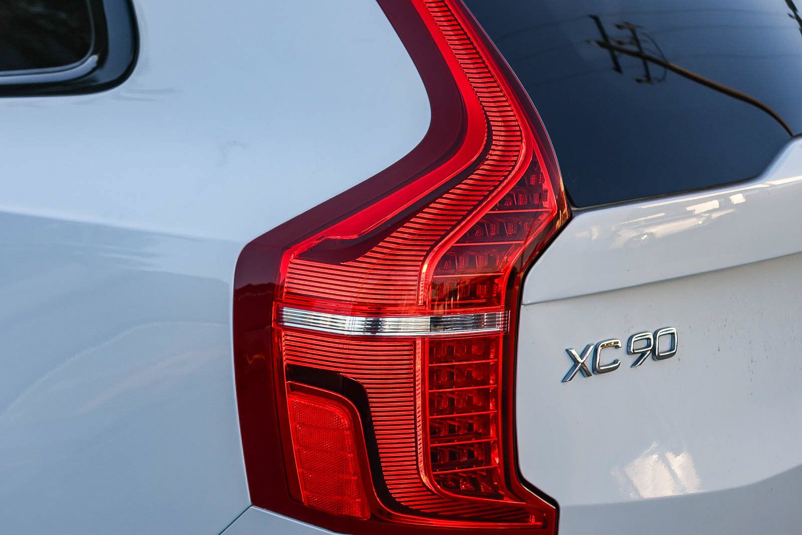 Used 2023 Volvo XC90 T8 Ultimate w/ Protection Package Premier AWD/4WD image 11