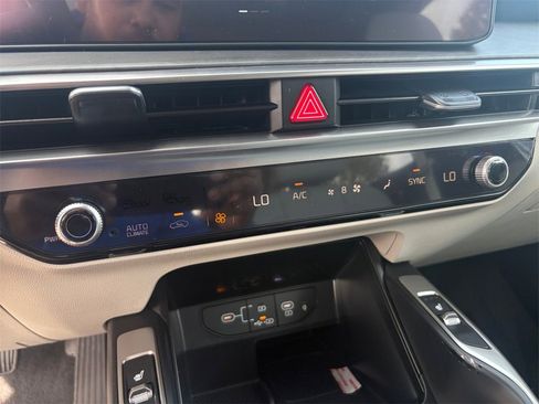 New 2026 Kia Sorento X-Line EX image 29