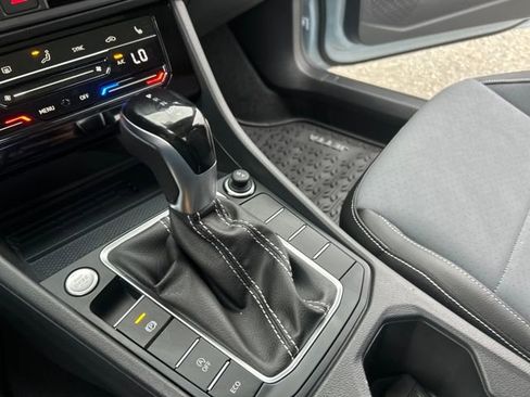 New 2026 Volkswagen Jetta SE image 25