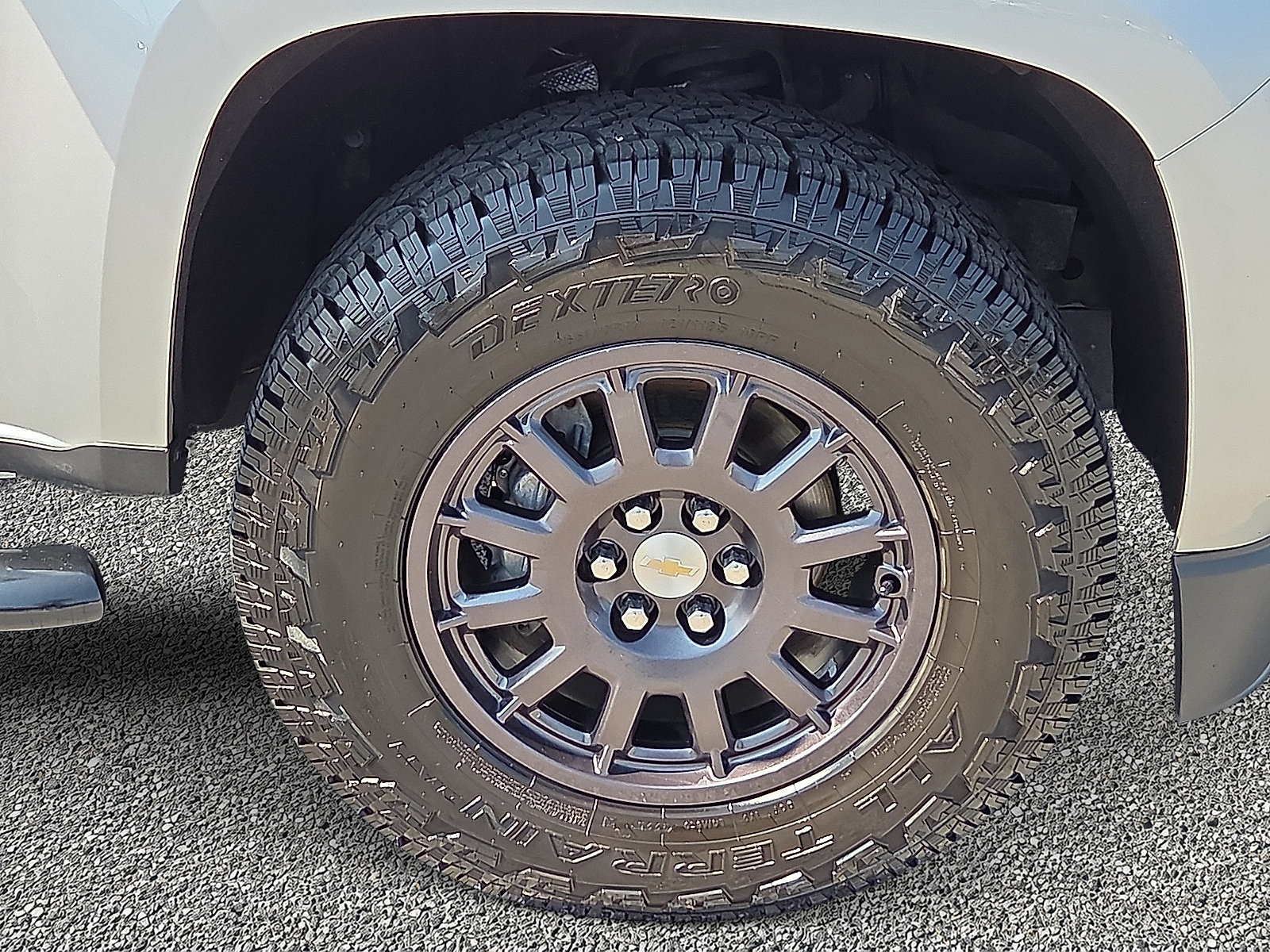 Used 2020 Chevrolet Colorado Z71 AWD/4WD image 7