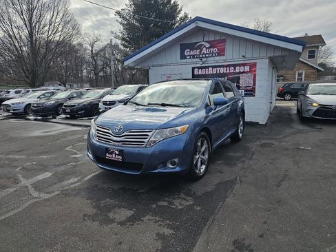 Used 2010 Toyota Venza image 4