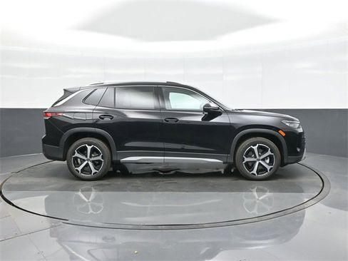 New 2026 Volkswagen Tiguan SE image 8