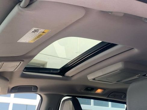 Used 2018 Honda Odyssey EX-L image 9