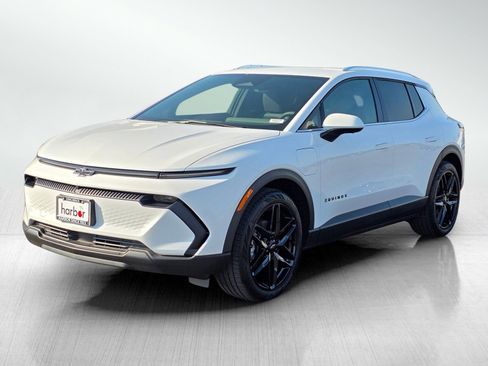 New 2026 Chevrolet Equinox EV LT w/ LPO, Blackout Package image 3