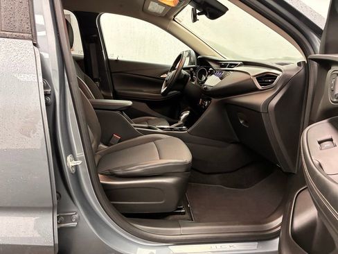 Used 2022 Buick Encore GX Preferred w/ Sport Touring Package image 27