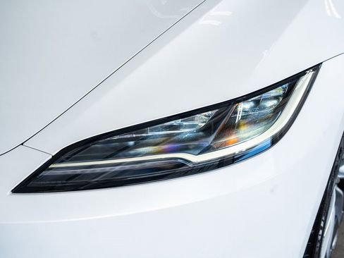 Used 2025 Tesla Model 3 Long Range image 13