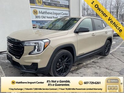 Used 2023 GMC Terrain SLE w/ Driver Convenience Package