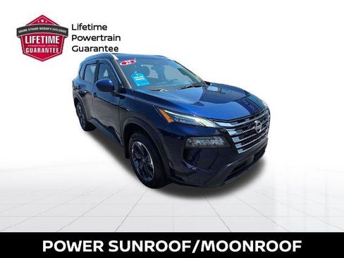 Certified 2025 Nissan Rogue SV w/ SV Premium Package FWD image 7