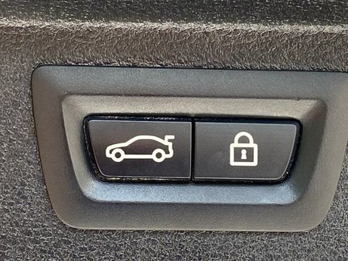 Used 2016 BMW X5 xDrive40e AWD/4WD image 5