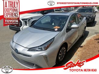 Used 2022 Toyota Prius Limited w/ Premium Convenience Package FWD video 1