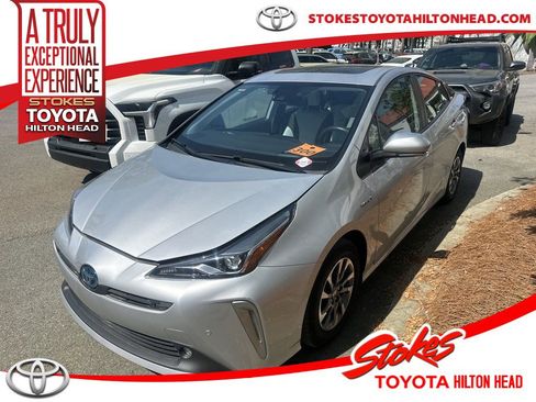 Used 2022 Toyota Prius Limited w/ Premium Convenience Package FWD image 1