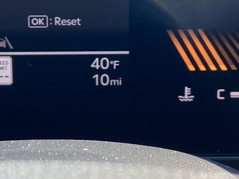 Used 2025 Toyota Tacoma TRD Off-Road image 14