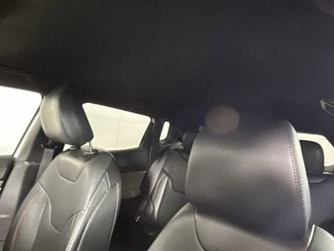Used 2023 Jeep Compass Limited AWD/4WD image 13