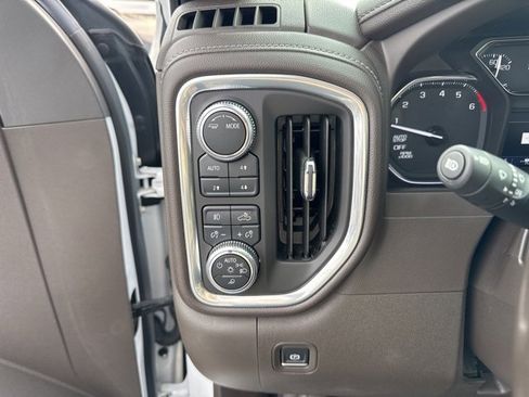 Used 2020 GMC Sierra 1500 SLT w/ SLT Premium Plus Package image 14