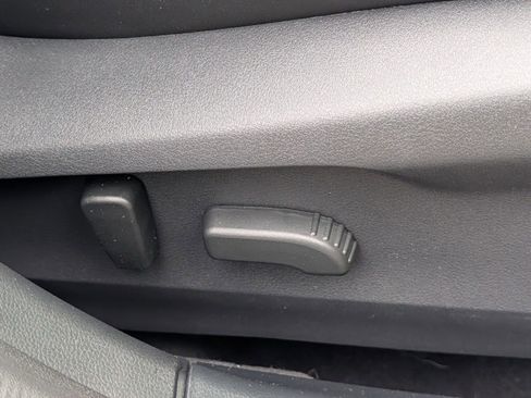 Certified 2025 Subaru Legacy Limited image 21