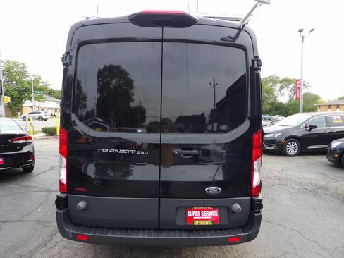 Used 2018 Ford Transit 250 148 Medium Roof RWD image 4