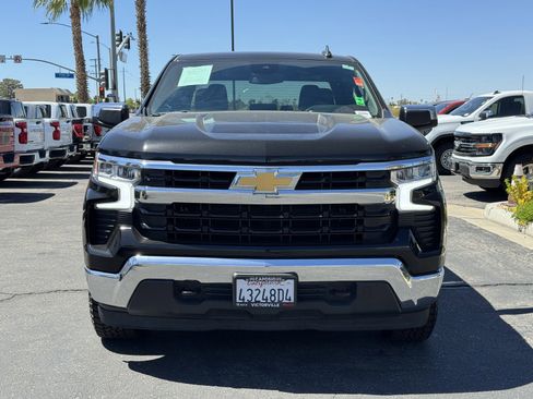Used 2023 Chevrolet Silverado 1500 LT w/ Protection Package image 2