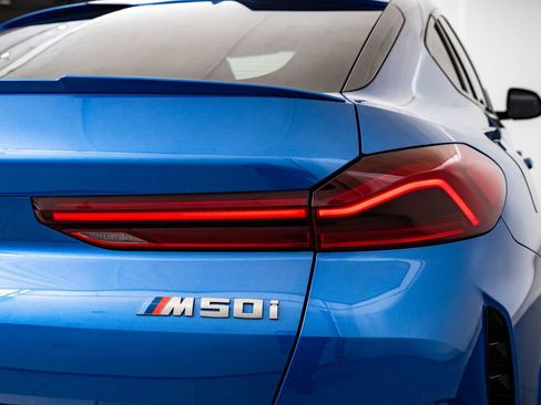 Used 2020 BMW X6 M50i AWD/4WD image 9