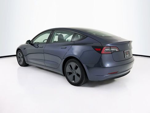 Used 2023 Tesla Model 3 Standard Range image 3