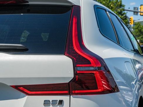New 2026 Volvo XC60 B5 Plus w/ Protection Package Premier AWD/4WD image 7