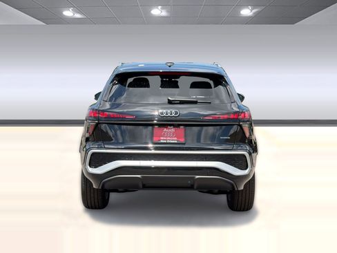 New 2026 Audi Q3 quattro 2.0T AWD/4WD image 7
