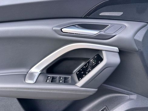 New 2025 Audi Q5 Premium Plus image 10