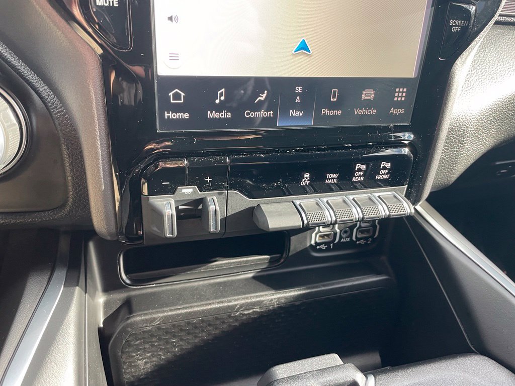 Used 2024 RAM 1500 Big Horn AWD/4WD image 17