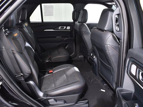 New 2026 Ford Explorer Tremor w/ Tremor Ultimate Package image 19