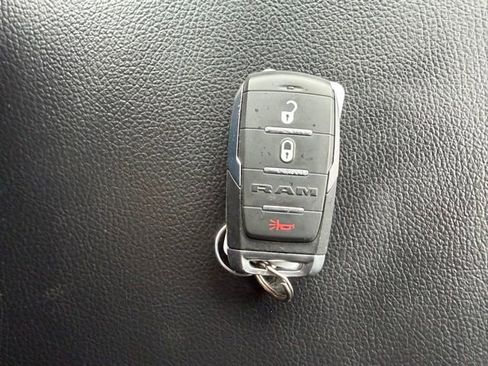 Used 2025 RAM 3500 Big Horn AWD/4WD image 21