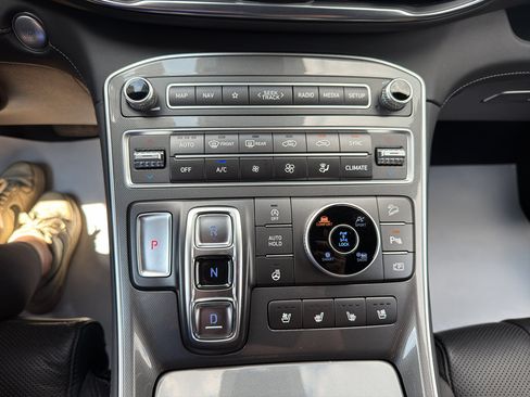 Certified 2022 Hyundai Santa Fe Calligraphy AWD/4WD image 18