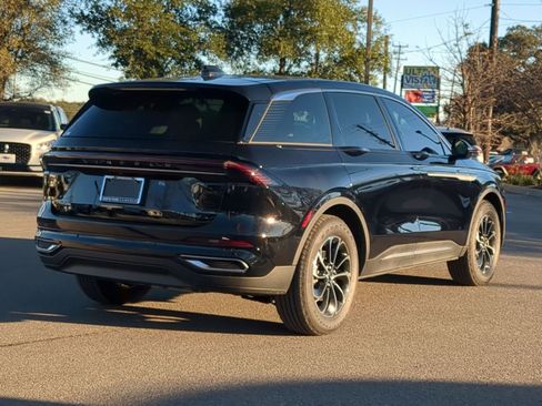 New 2026 Lincoln Nautilus Premier AWD/4WD image 3
