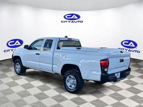Used 2020 Toyota Tacoma SR image 6