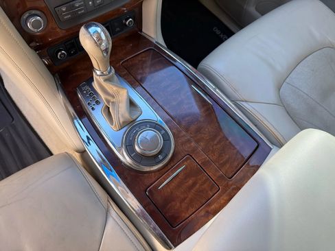 Used 2016 INFINITI QX80 4WD w/ Deluxe Technology Package image 31