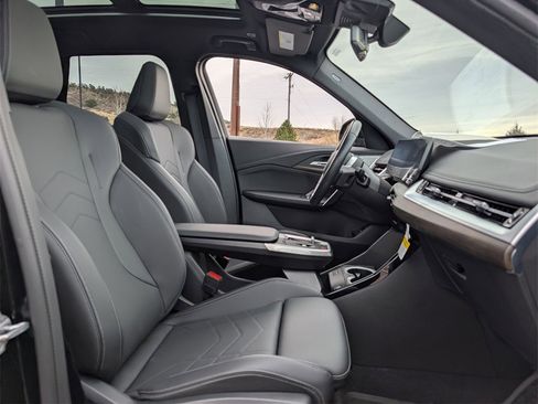 Certified 2025 BMW X1 xDrive28i w/ Technology Package image 22