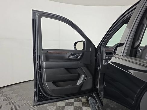 Used 2021 Chevrolet Tahoe Z71 AWD/4WD image 24