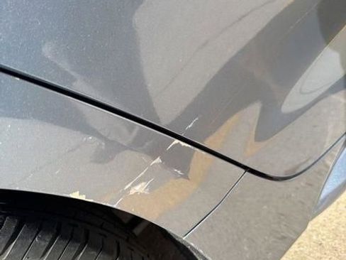 Used 2021 Toyota Corolla LE image 30