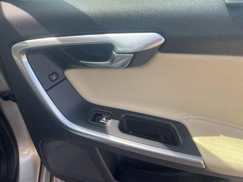 Used 2018 Volvo S60 T5 Inscription AWD/4WD image 30