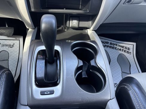 Used 2017 Honda Ridgeline RTS image 28