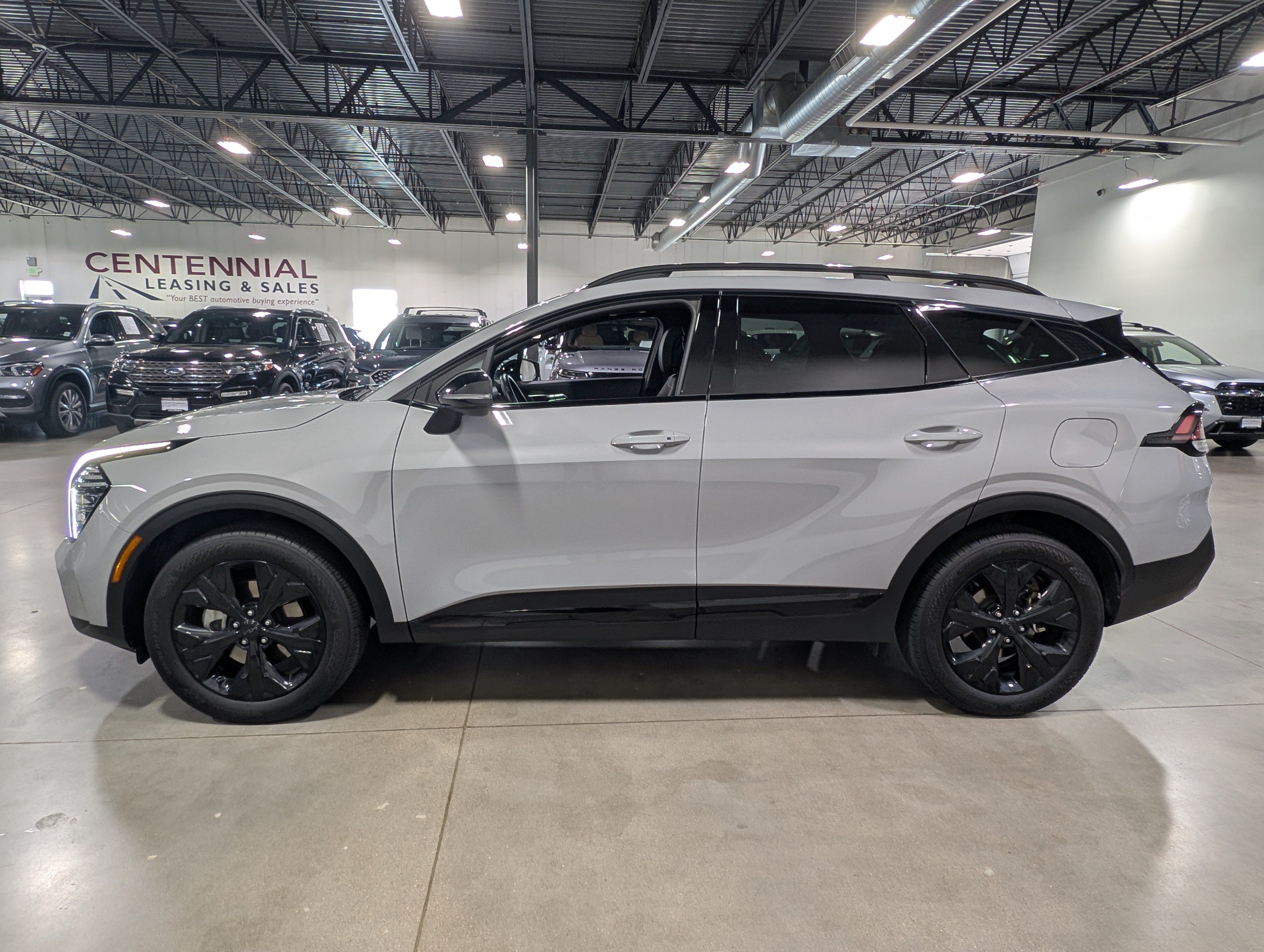 Used 2025 Kia Sportage X-Line w/ Premium Package AWD/4WD image 6