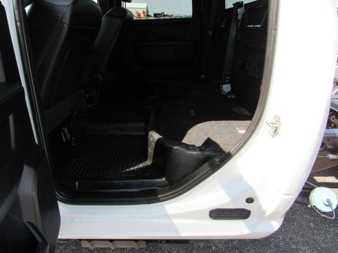 Used 2022 RAM 3500 Tradesman RWD image 25