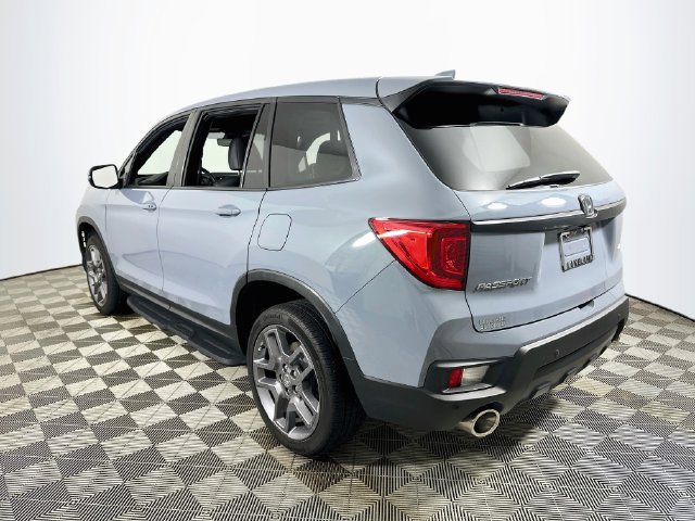 Used 2023 Honda Passport EX-L image 5