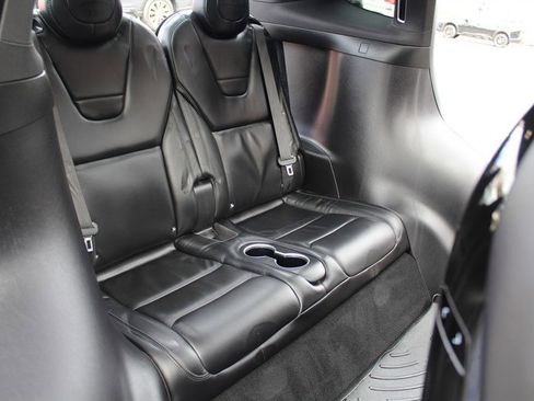 Used 2016 Tesla Model X 90D image 31
