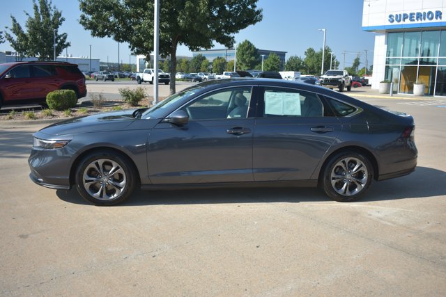 Used 2023 Honda Accord EX image 9