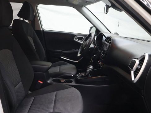 Used 2024 Kia Soul LX w/ Option Group 015 image 10