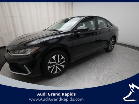Used 2025 Volkswagen Jetta S FWD image 1