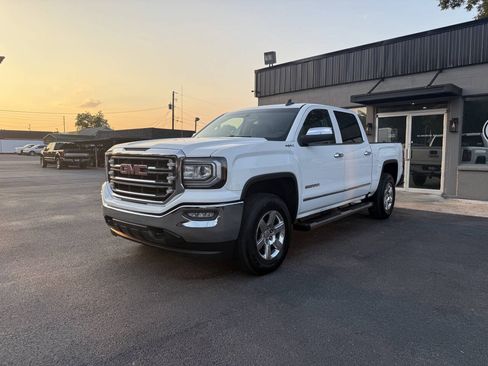 Used 2017 GMC Sierra 1500 SLT AWD/4WD image 2