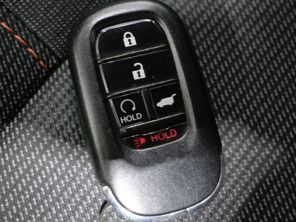Used 2024 Honda Pilot Sport image 29