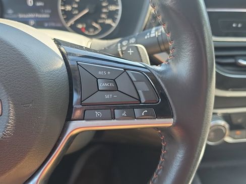 Certified 2023 Nissan Altima 2.5 SR w/ SR Premium Package AWD/4WD image 12